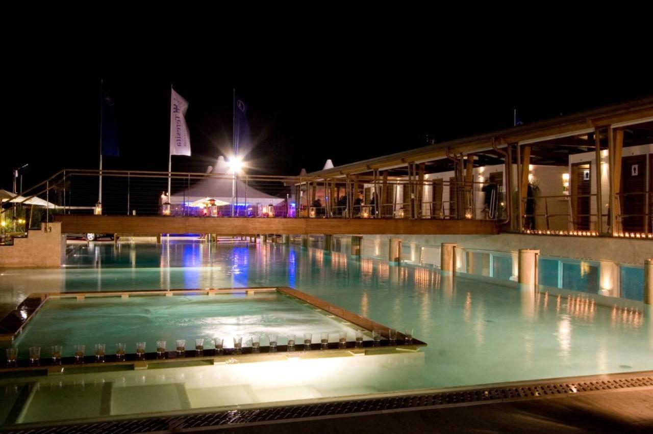 Teresita Wellness Club Apartment Viareggio Exterior foto