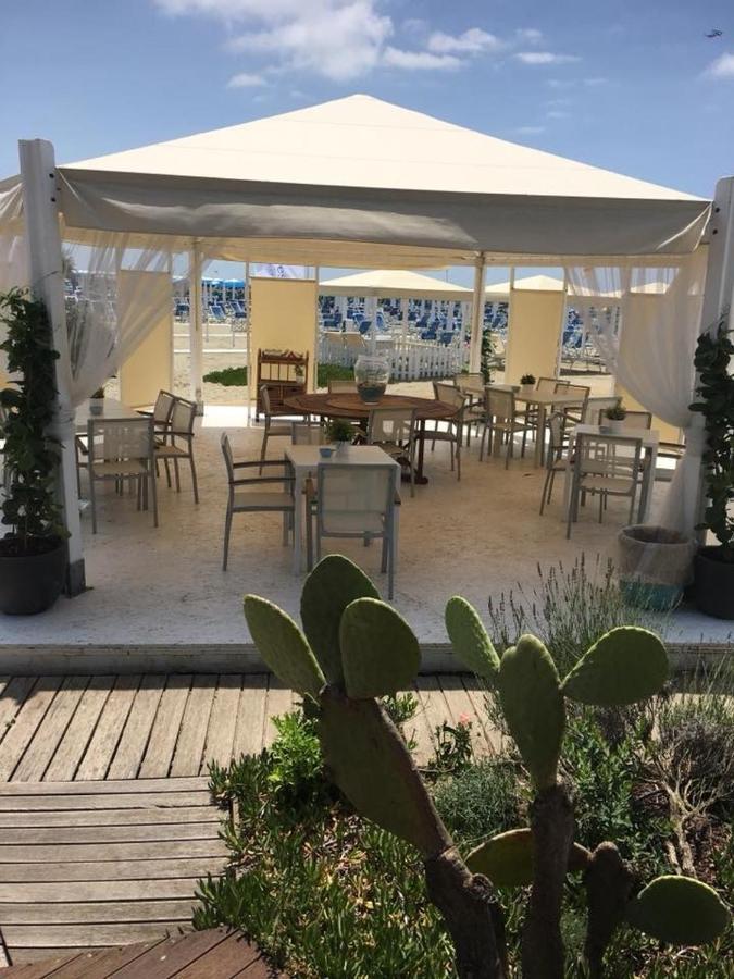 Teresita Wellness Club Apartment Viareggio Exterior foto